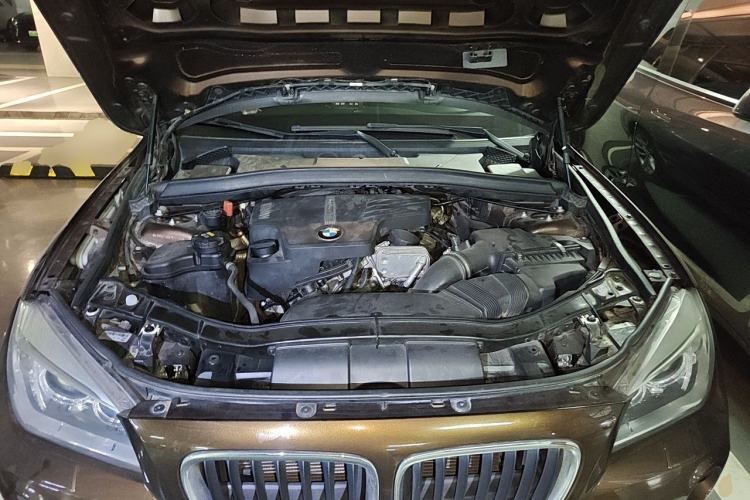 Used BMW X1 2014 sDrive18i Leading Model Engine Bay