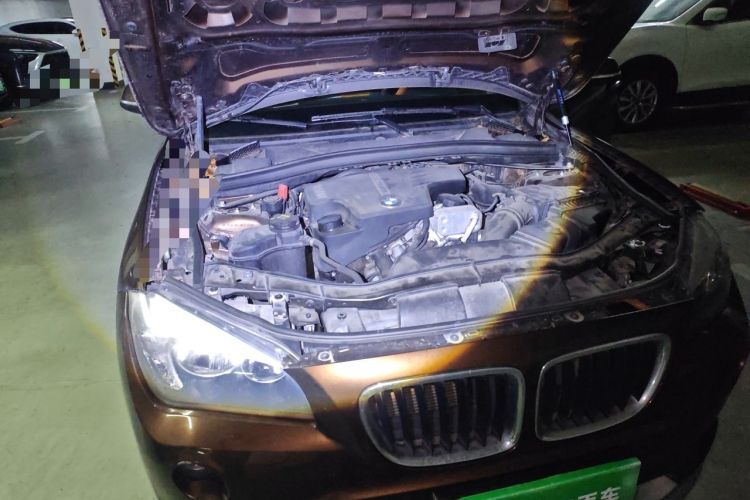 Used BMW X1 2014 sDrive18i Fashion Model Engine Bay Right