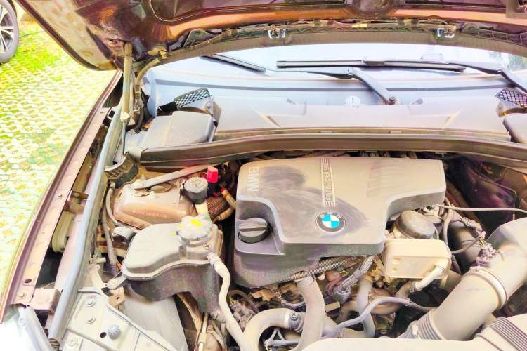 Used BMW X1 2014 sDrive18i Leading Model Engine Bay Right
