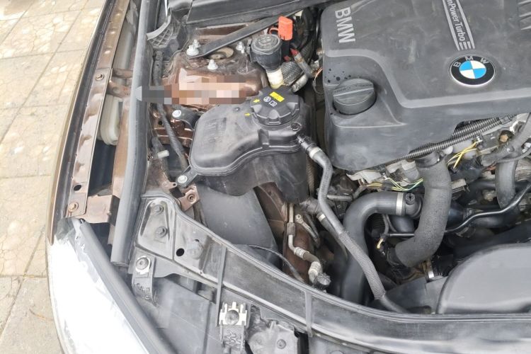 Used BMW X1 2014 sDrive18i Leading Model Engine Bay Right