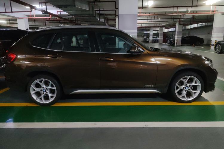 Used BMW X1 2014 xDrive28i X Design Package Exterior 2