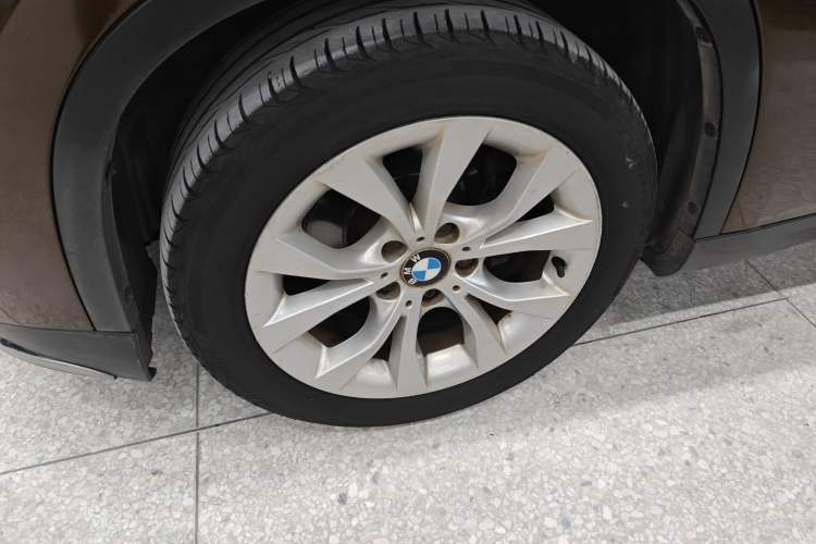 Used BMW X1 2014 sDrive18i Fashion Model Exterior 3