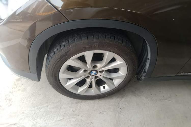 Used BMW X1 2014 sDrive18i Fashion Model Exterior 4