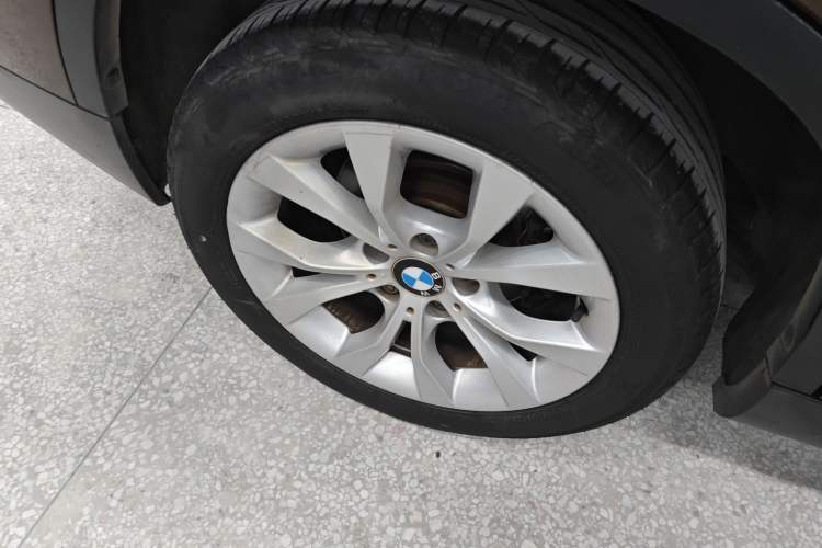 Used BMW X1 2014 sDrive18i Fashion Model Exterior 4