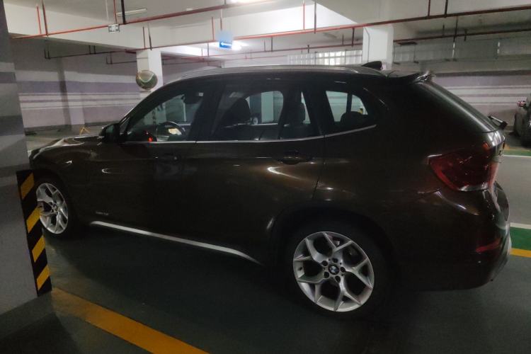 Used BMW X1 2014 xDrive28i X Design Package Exterior 4