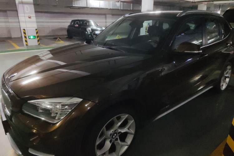 Used BMW X1 2014 xDrive28i X Design Package Exterior 5