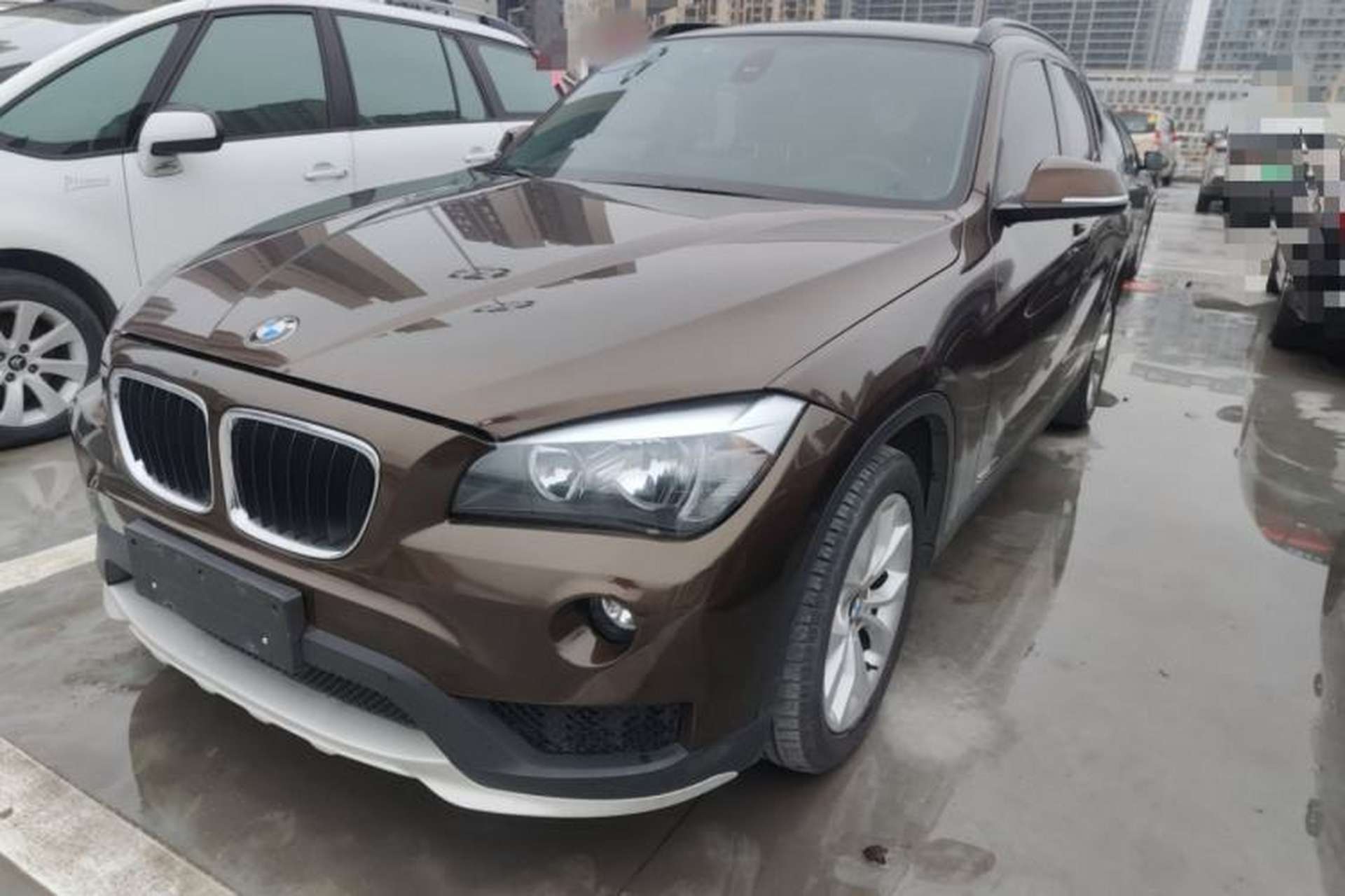 Used BMW X1 2014 sDrive18i Fashion Model Front Left 45 Deg