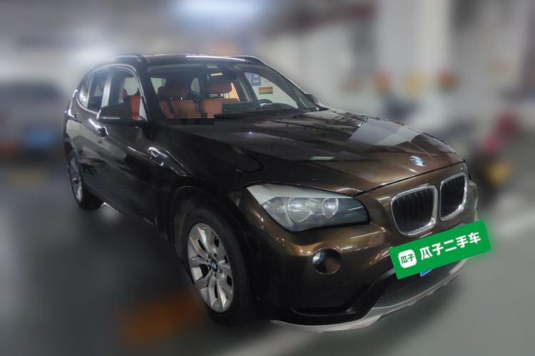 Used BMW X1 2014 sDrive18i Fashion Model Front Right 45 Deg