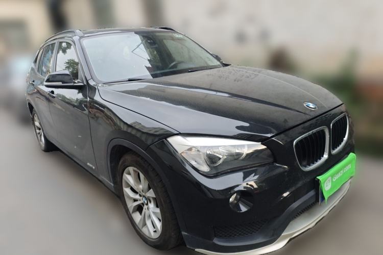 Used BMW X1 2014 sDrive18i Fashion Model Front Right 45 Deg