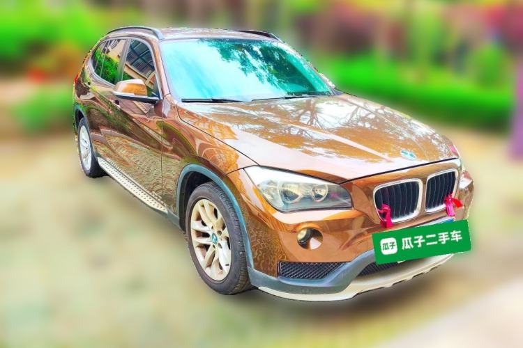 Used BMW X1 2014 sDrive18i Leading Model Front Right 45 Deg