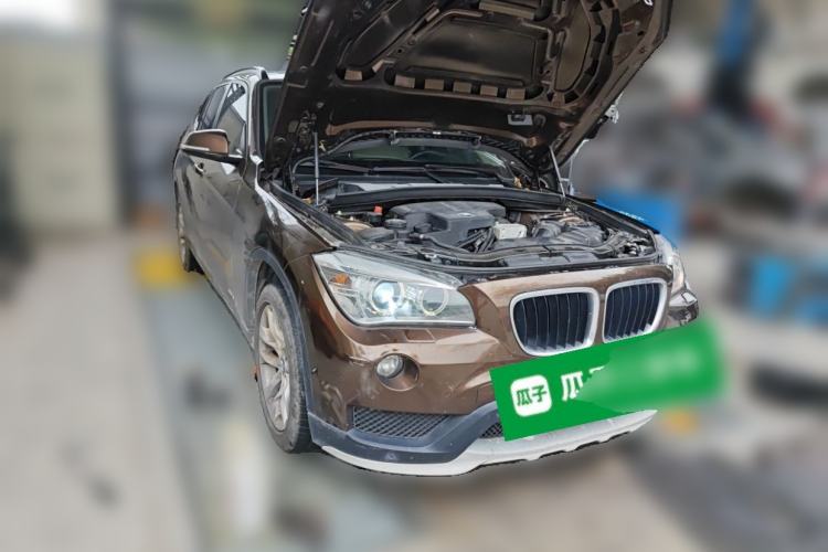 Used BMW X1 2014 sDrive18i Leading Model Front Right 45 Deg