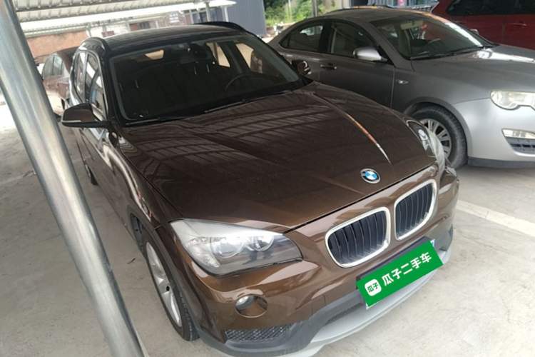 Used BMW X1 2014 sDrive18i Fashion Model Front Right 45 Deg