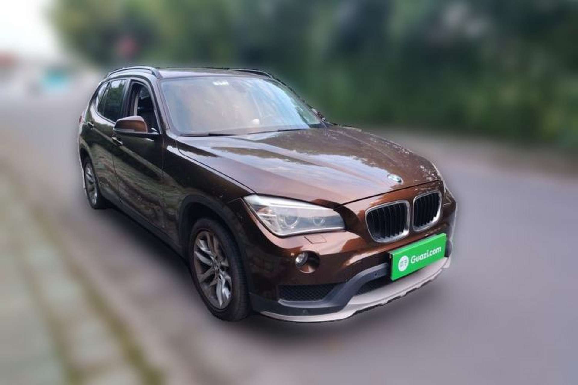 Used BMW X1 2014 sDrive18i Leading Model Front Right 45 Deg