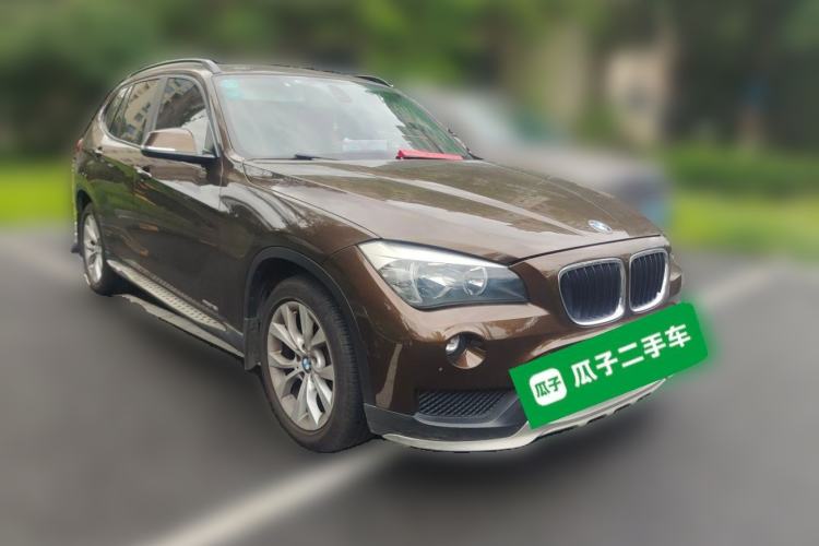 Used BMW X1 2014 sDrive18i Fashion Model Front Right 45 Deg