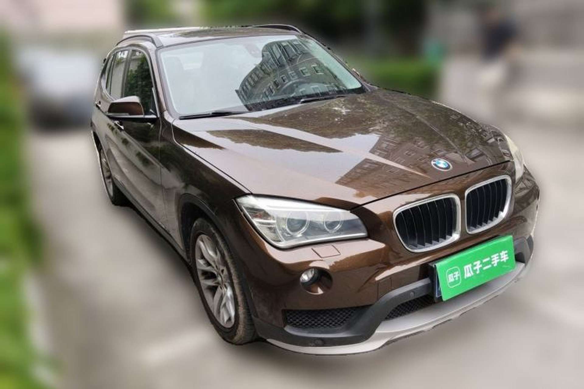 Used BMW X1 2014 sDrive18i Leading Model Front Right 45 Deg