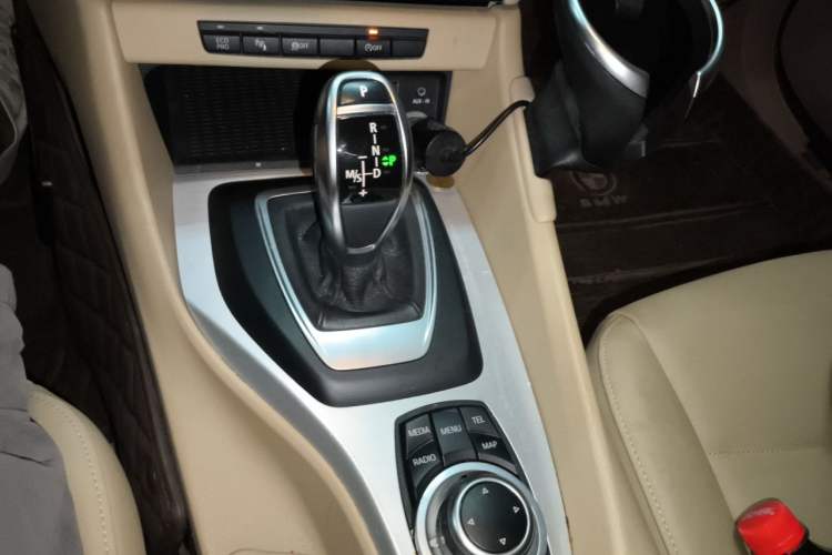 Used BMW X1 2014 sDrive18i Leading Model Gear Lever