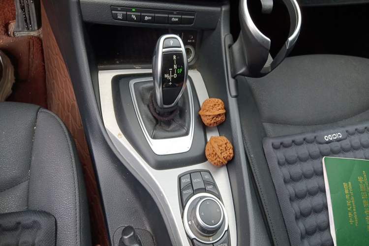 Used BMW X1 2014 sDrive18i Leading Model Gear Lever