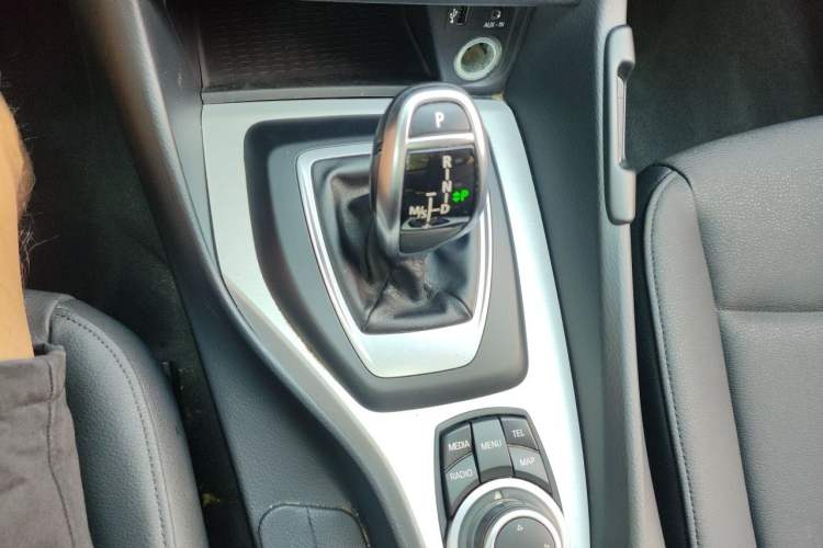 Used BMW X1 2014 sDrive18i Leading Model Gear Lever