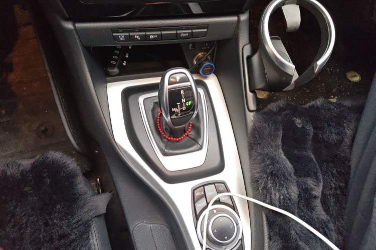 Used BMW X1 2014 sDrive18i Leading Model Gear Lever
