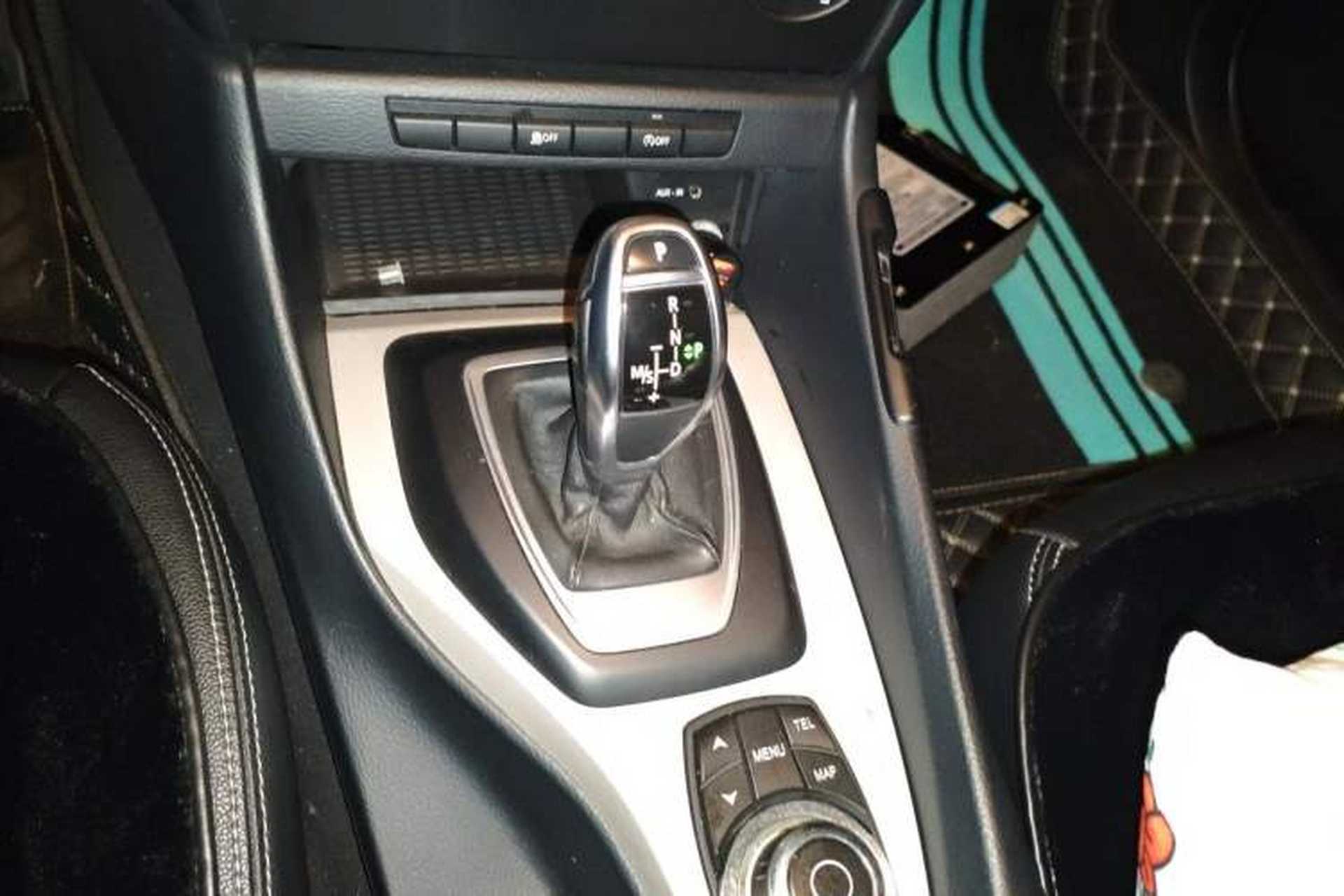 Used BMW X1 2014 sDrive18i Fashion Model Gear Lever