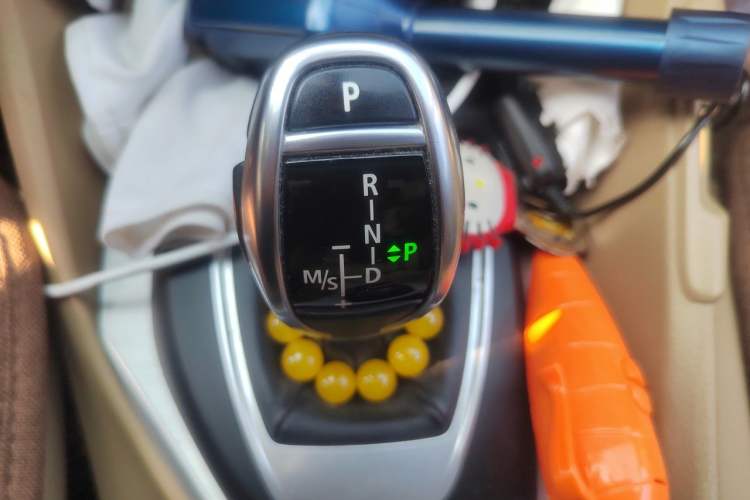 Used BMW X1 2014 sDrive18i Leading Model Gear Lever