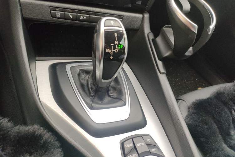 Used BMW X1 2014 sDrive18i Leading Model Gear Lever
