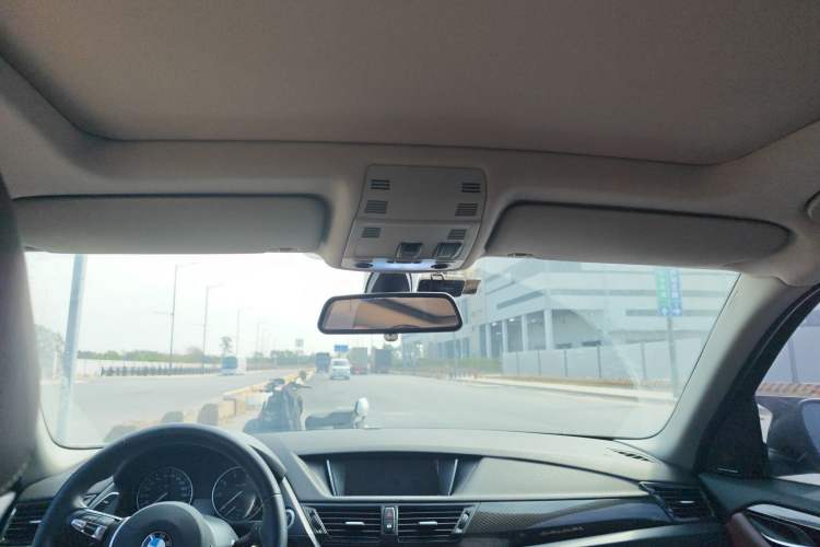 Used BMW X1 2014 sDrive18i Fashion Model Headliner