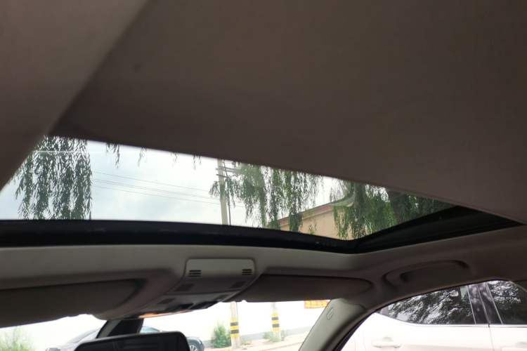 Used BMW X1 2014 sDrive18i Fashion Model Headliner