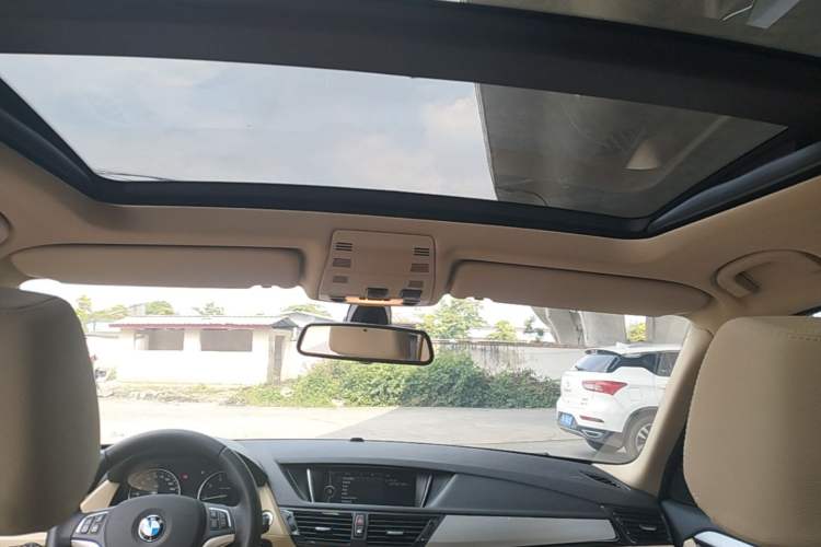 Used BMW X1 2014 sDrive18i Leading Model Headliner
