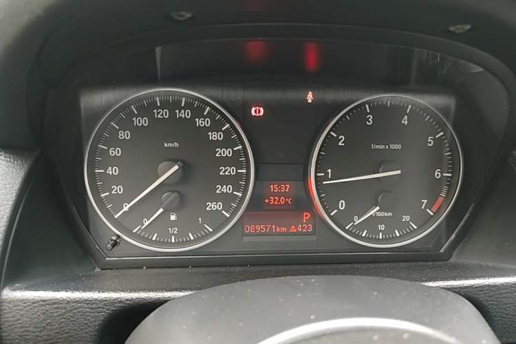 Used BMW X1 2014 sDrive18i Fashion Model Instrument Cluster
