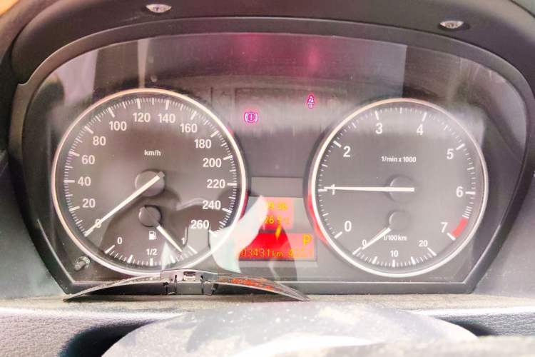 Used BMW X1 2014 sDrive18i Leading Model Instrument Cluster
