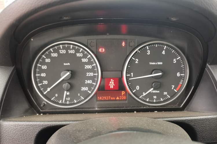Used BMW X1 2014 sDrive18i Fashion Model Instrument Cluster