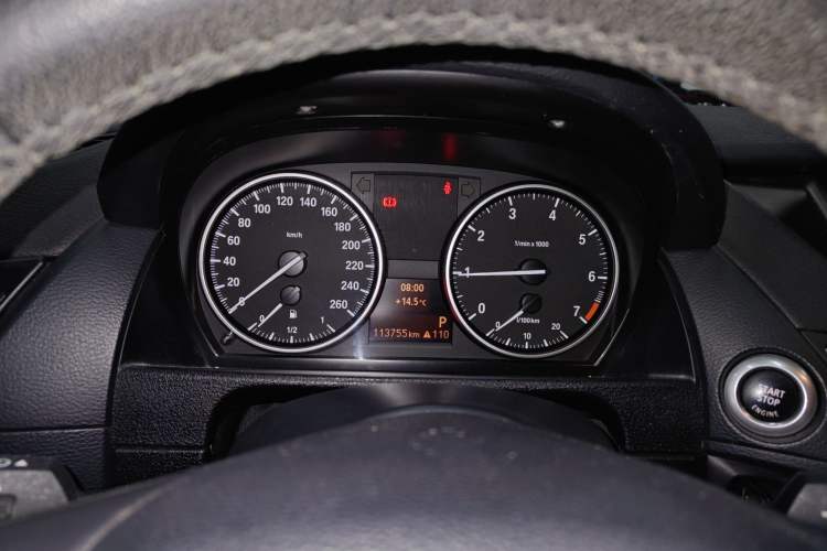 Used BMW X1 2014 sDrive18i Fashion Model Instrument Cluster