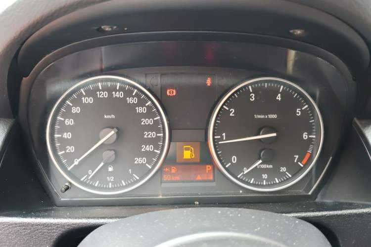 Used BMW X1 2014 sDrive18i Fashion Model Instrument Cluster