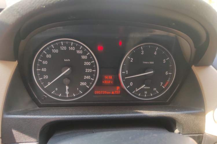 Used BMW X1 2014 sDrive18i Leading Model Instrument Cluster