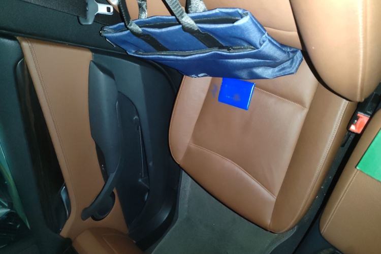 Used BMW X1 2014 xDrive28i X Design Package Interior 4