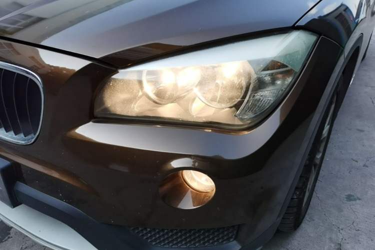 Used BMW X1 2014 sDrive18i Fashion Model Left Front Headlight