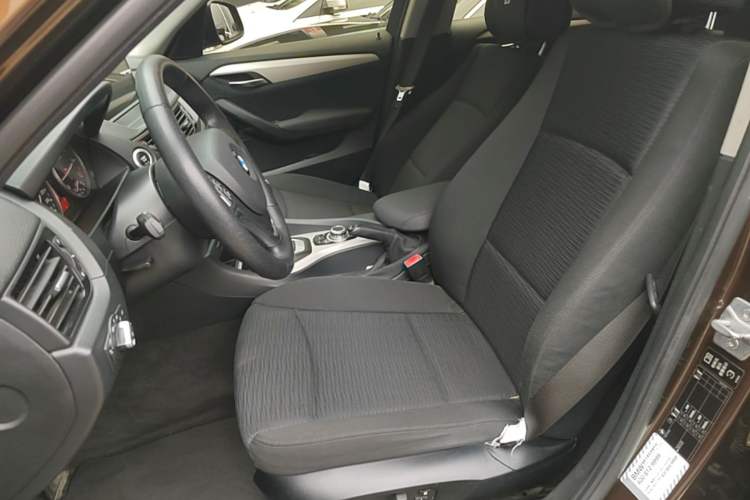 Used BMW X1 2014 sDrive18i Fashion Model Left Front Seat