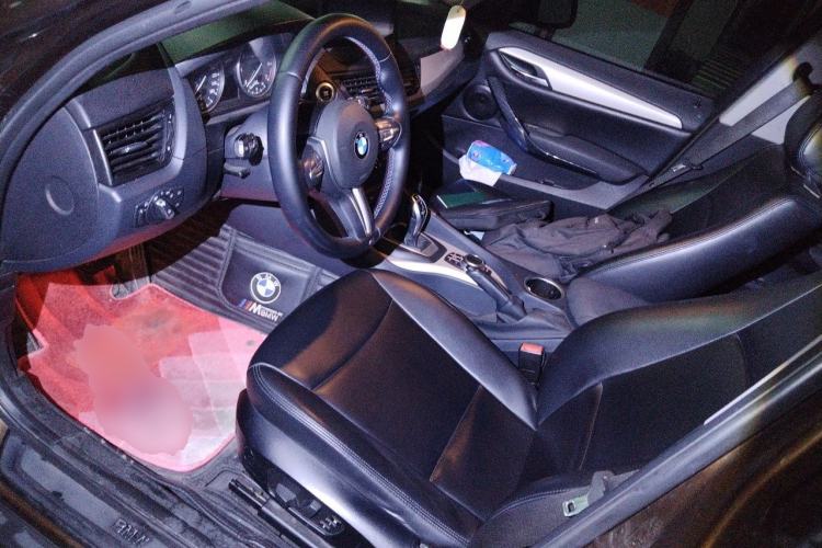 Used BMW X1 2014 sDrive18i Fashion Model Left Front Seat