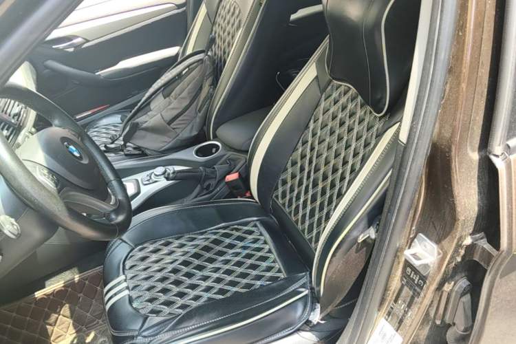 Used BMW X1 2014 sDrive18i Fashion Model Left Front Seat