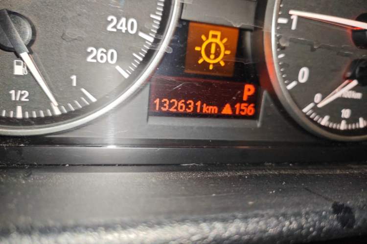 Used BMW X1 2014 sDrive18i Fashion Model Odometer Close Up