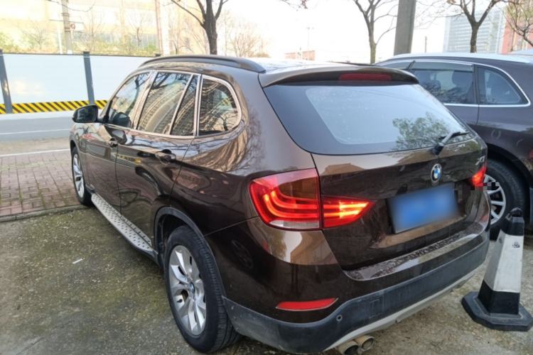 Used BMW X1 2014 sDrive18i Fashion Model Rear Left 45 Deg