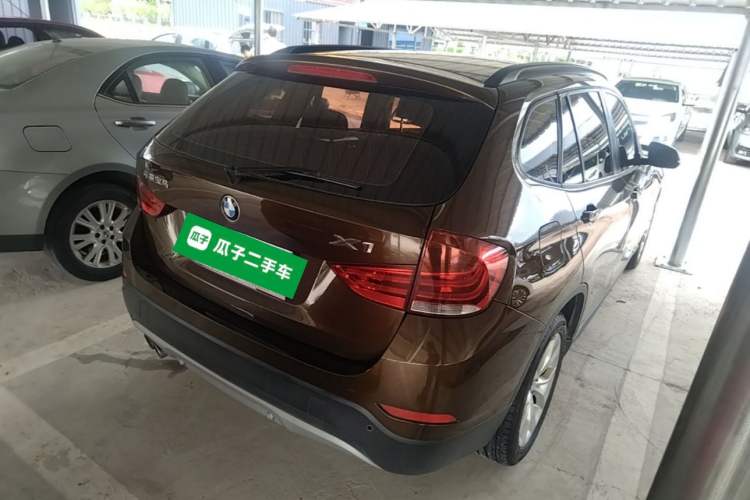 Used BMW X1 2014 sDrive18i Fashion Model Rear Right 45 Deg