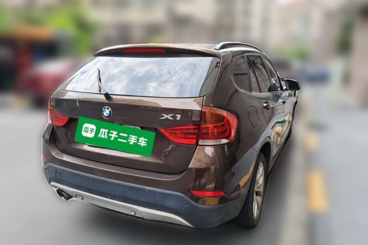 Used BMW X1 2014 sDrive18i Fashion Model Rear Right 45 Deg