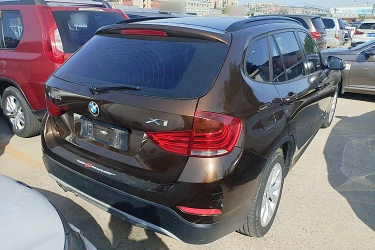 Used BMW X1 2014 sDrive18i Fashion Model Rear Right 45 Deg