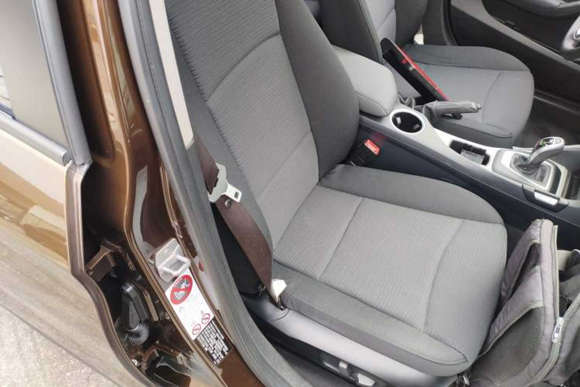 Used BMW X1 2014 sDrive18i Fashion Model Right Front Seat
