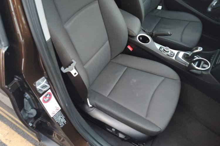 Used BMW X1 2014 sDrive18i Leading Model Right Front Seat