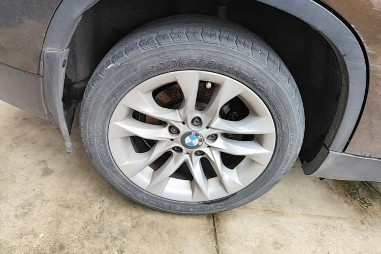 Used BMW X1 2014 sDrive18i Leading Model Right Rear Wheel Hub