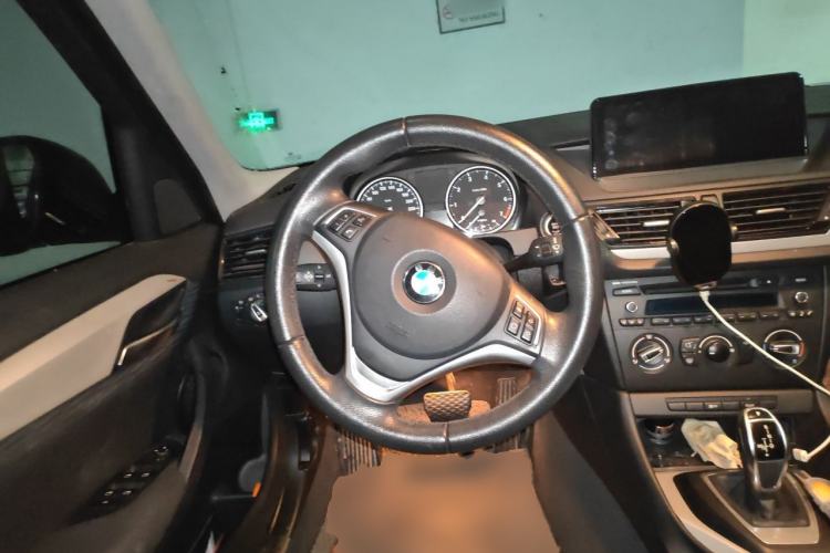 Used BMW X1 2014 sDrive18i Fashion Model Steering Wheel