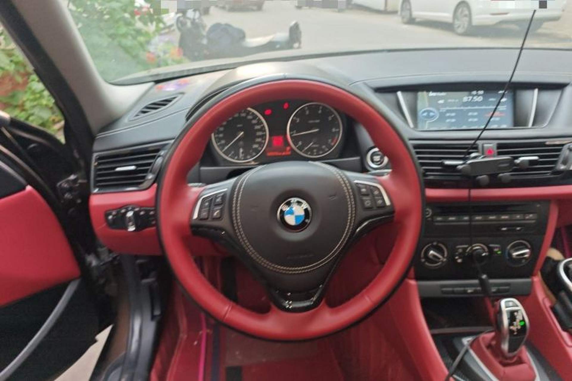 Used BMW X1 2014 sDrive18i Fashion Model Steering Wheel